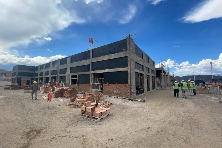  Garantizan continuidad laboral de 170 obreros