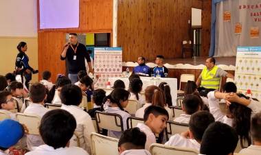 La Dirección de Tránsito y Seguridad Vial brindó charla a escuela "9 de Julio"