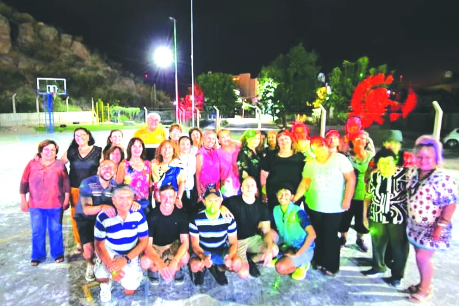  Adultos Mayores realizaron cierre de Colonia