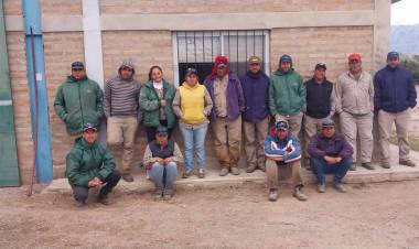  UATRE acompañó el reclamo de trabajadores rurales por falta de pago de haberes