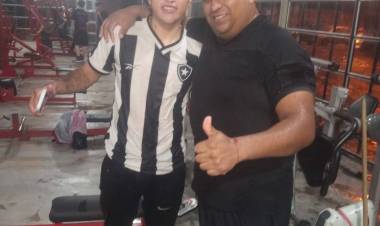 Un sargento rescató a un vecino que era arrastrado por la corriente durante la tormenta