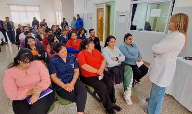 Capacitación en triage y atención al público para el personal administrativo del Hospital Eleazar Herrera Motta