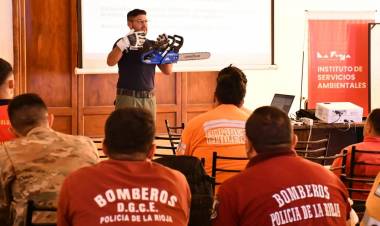 La Provincia continúa fortaleciendo su capacidad para combatir incendios de interfase urbano-forestal