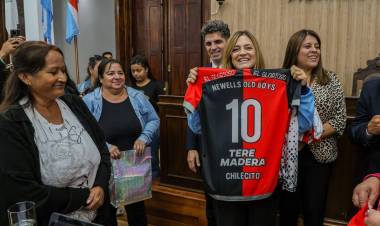 Reconocimiento a mujeres del fútbol chileciteño: pilar fundamental del deporte local
