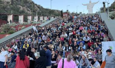 Chilecito celebró el 15° aniversario del Cristo del Portezuelo como símbolo de identidad y encuentro