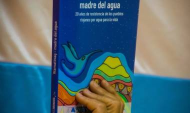 Presentaron en Chilecito el libro colectivo que reconstruye 20 años de lucha por el agua y la defensa del Famatina