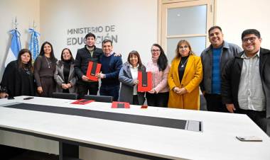 El Ministerio de Educación firmó convenios con el Instituto de Responsabilidad Social