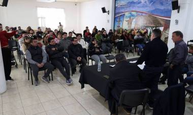 Avanza un proyecto para adjudicar lotes a 60 docentes de Chilecito