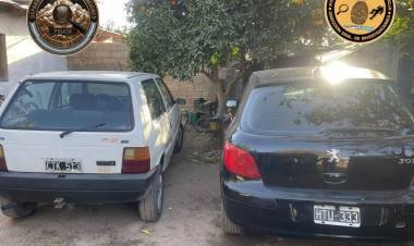 Recuperaron dos automóviles durante un allanamiento en Nonogasta
