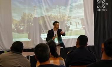 La UNdeC promovió el conocimiento sobre protección animal y tenencia responsable