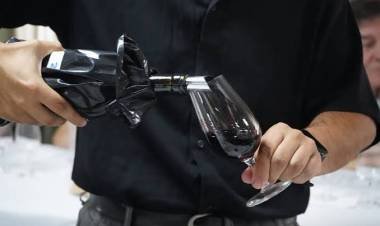 Convocan a elaboradores al VI Concurso de Vinos Caseros y Artesanales