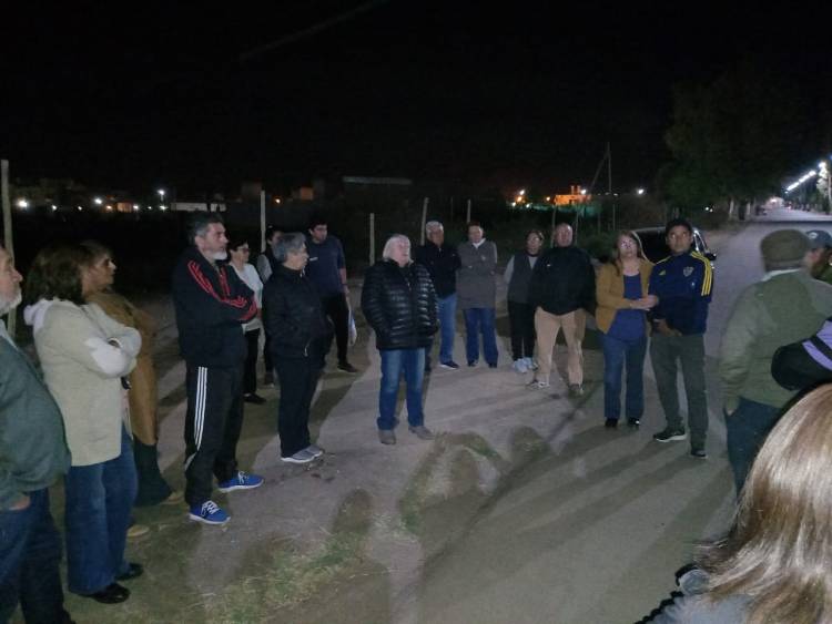 Vecinos de tres barrios importantes de Chilecito reclaman por el abastecimiento de agua