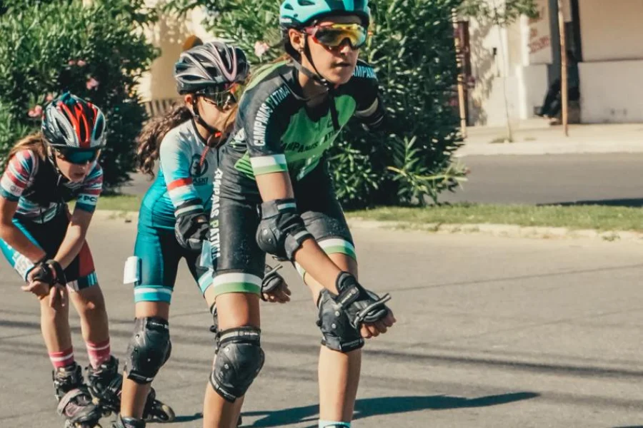 “Chilecito Patina” copó el Velódromo de Anguinán