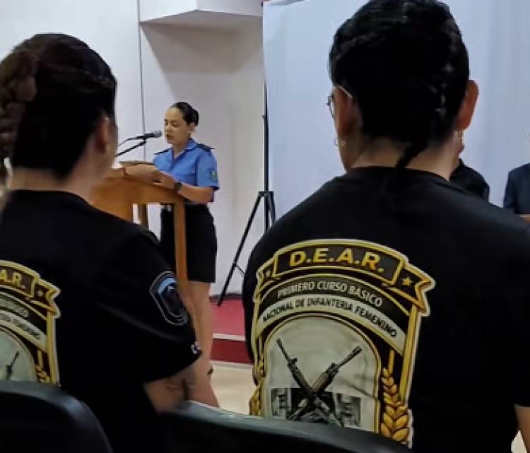 Finalizó el 1° Curso Básico de Infantería Femenino en Chilecito