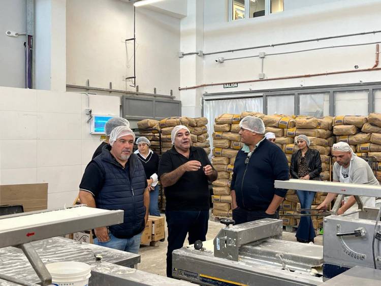 Autoridades provinciales participaron de una audiencia entre La Malligasteña SRL y representantes gremiales