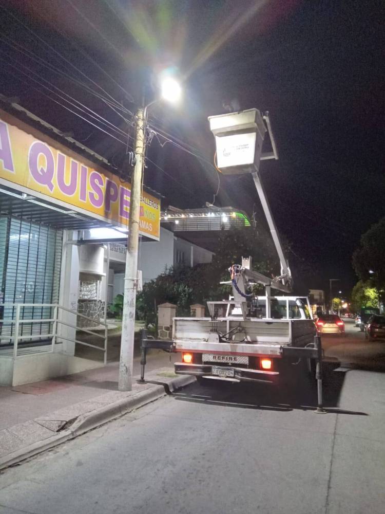 Restablecieron el alumbrado público en distintos sectores de la ciudad tras fallas eléctricas