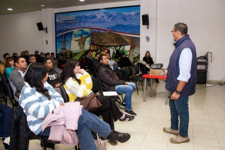 Realizaron la primera charla teórico-práctica sobre poda de arbolado urbano