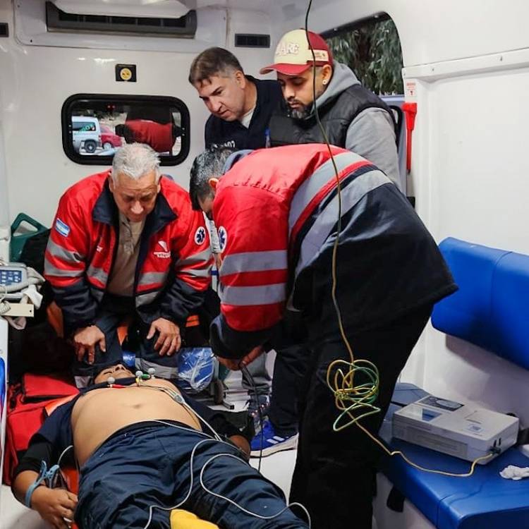 Capacitan a choferes de Emergencias para fortalecer la atención prehospitalaria