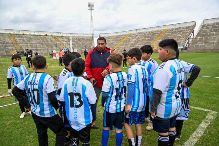 Con la participación de 27 escuelas, comenzó una nueva edición del Mundialito Escolar 2026