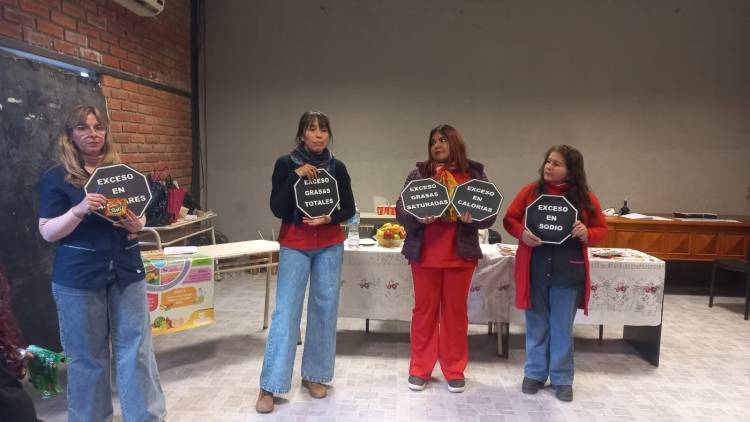 Zona Sanitaria III brindó una charla sobre alimentación saludable para adultos mayores