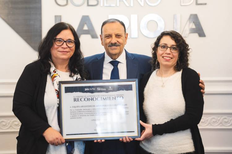 La Provincia reconoció al Equipo Argentino de Antropología Forense por identificar a tres riojanos desaparecidos durante la dictadura