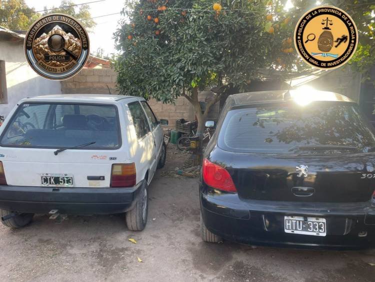 Recuperaron dos automóviles durante un allanamiento en Nonogasta