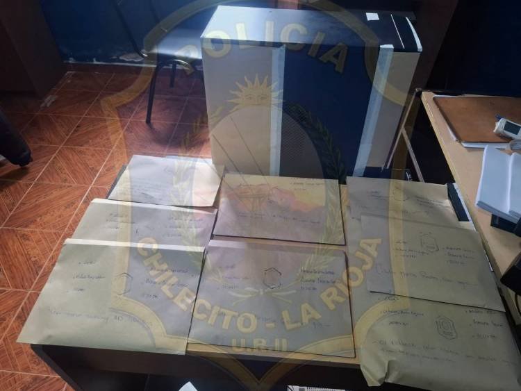 Allanamiento en barrio Padre Esteban Inestal terminó con el secuestro de elementos tecnológico