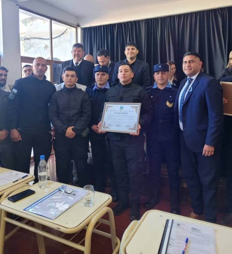 Reconocieron al personal que intervino durante el incendio en las Sierras de Guanchín