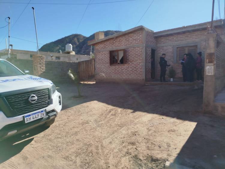 Detuvieron a un joven en Anguinán en el marco de una causa por violencia de género
