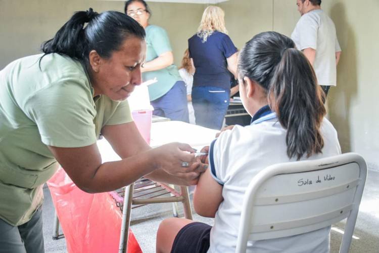 “Activá tu Escudo” aumenta la vacunación infantil y tres departamentos ya alcanzaron la meta del 90%