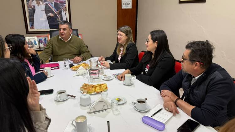 Salud y el Municipio de Ulapes acordaron acciones para acercar el diagnóstico y el tratamiento del Chagas a la comunidad