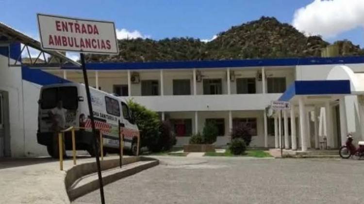 Un piloto accidentado en el Campeonato Argentino de Motocross continúa en terapia intensiva en Chilecito