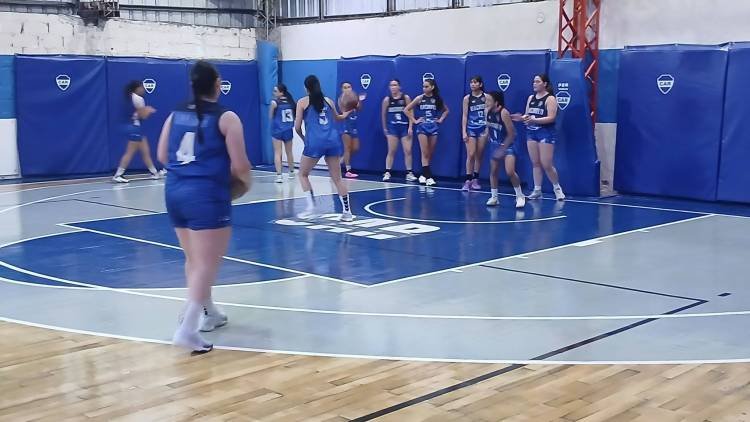 Atlético Chilecito venció a Riachuelo y jugará la final del básquet femenino